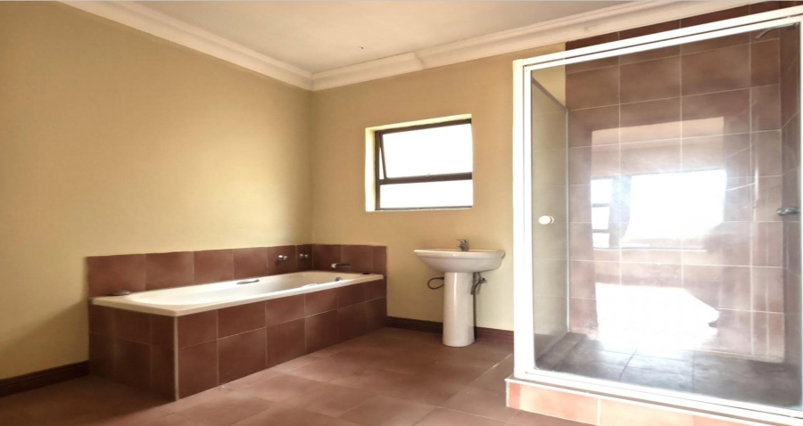 3 Bedroom Property for Sale in Ifafi North West